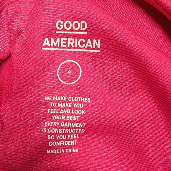 Good American Women s Shiny Double Strap Sports Bra Stretch Hot Pink Size 4 - Picture 4 of 9